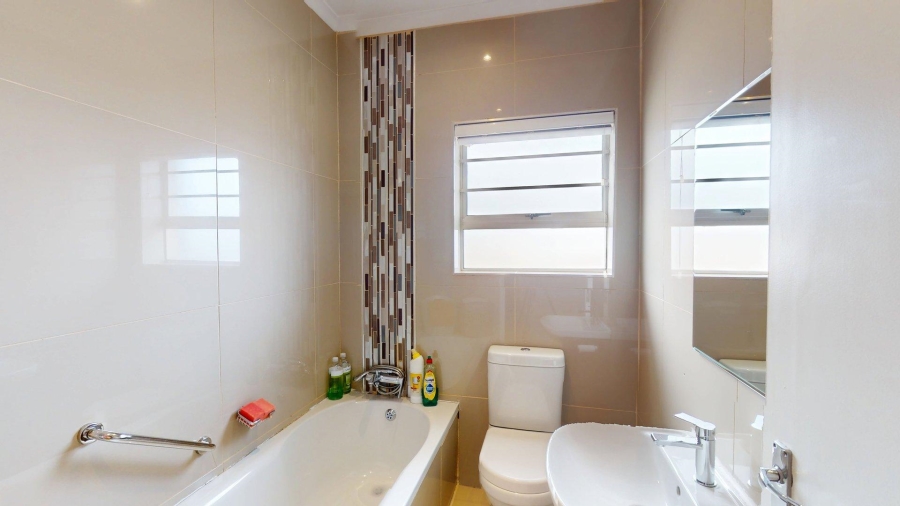 2 Bedroom Property for Sale in Algoa Park Eastern Cape